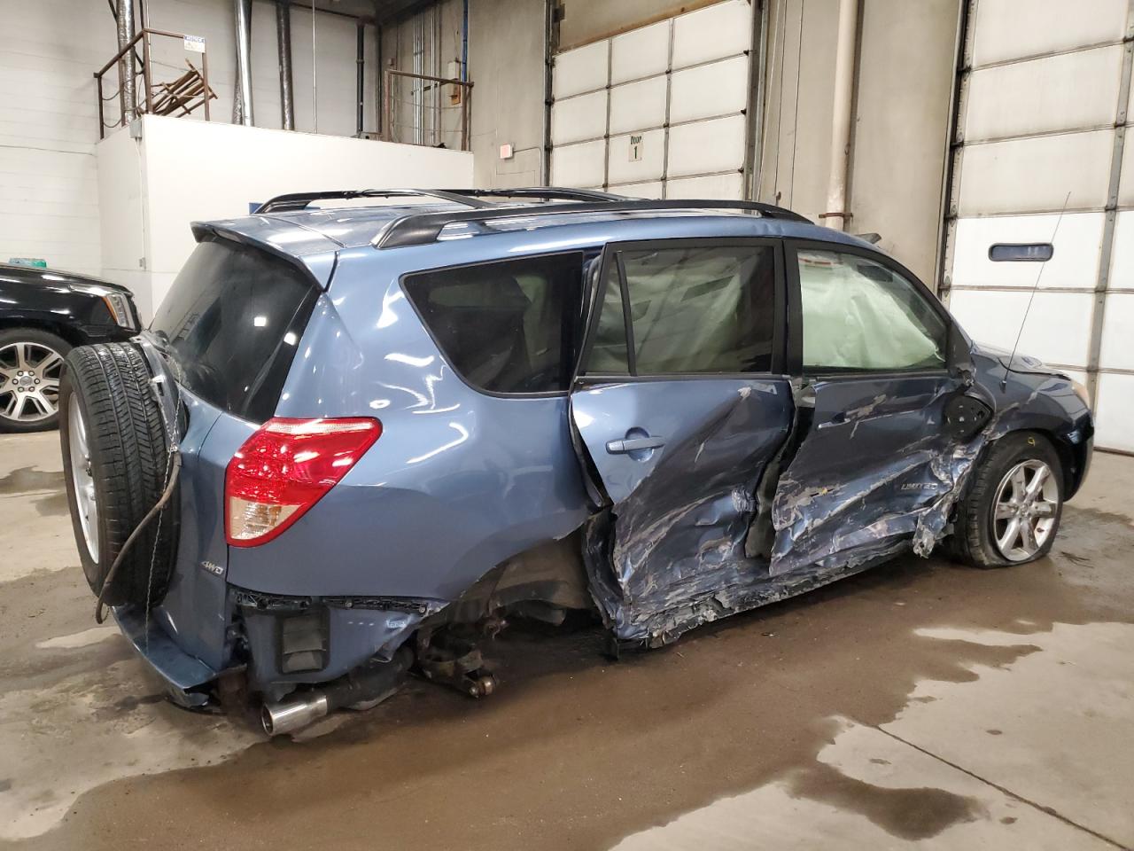 2007 Toyota RAV 4 VIN JTMBK31V775017812 Copart auction photo, all over damage thumbnail 3