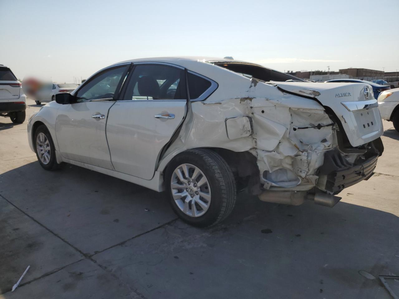 2015 Nissan Altima VIN 1N4AL3AP5FN863032 Copart auction photo, rear end damage thumbnail 2