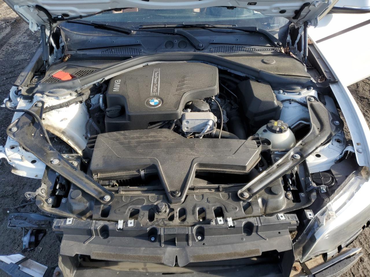 2016 BMW 2er VIN WBA1L9C52GV767513 Copart auction photo, front end / undercarriage damage thumbnail 11