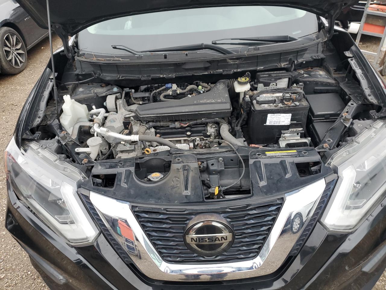 2018 Nissan Rogue VIN JN8AT2MV2JW330402 Copart auction photo, side damage thumbnail 11