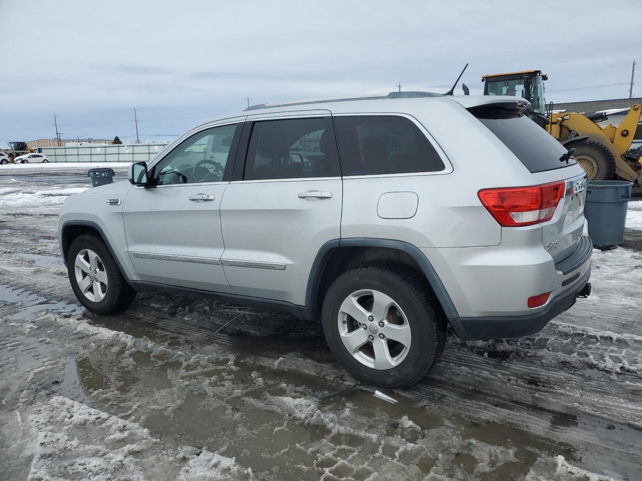 2012 Jeep Grand Cherokee VIN 1C4RJFAG7CC132310 Copart auction photo, front end damage thumbnail 2