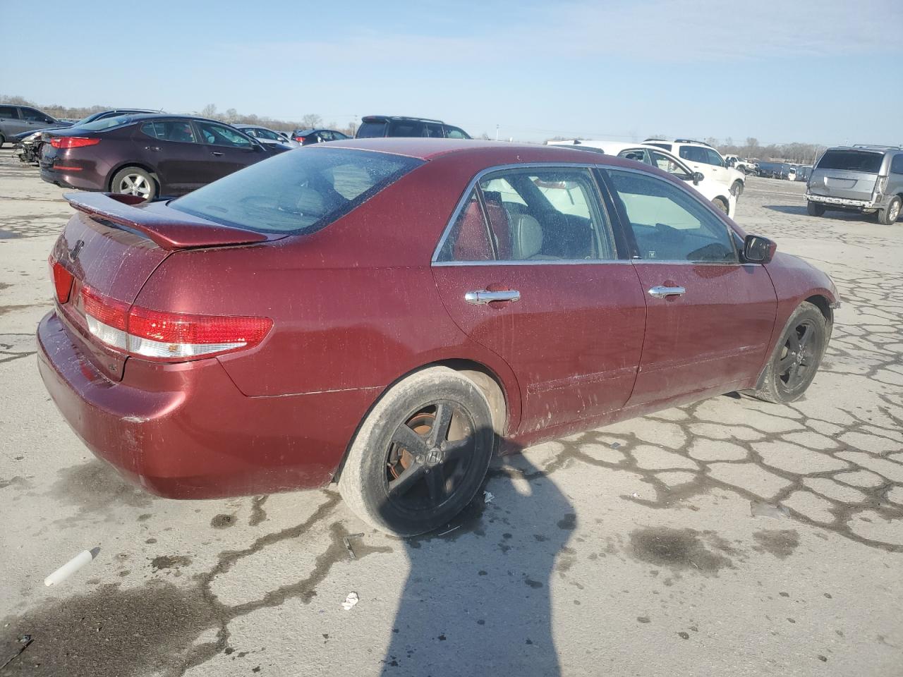 2003 Honda Accord VIN 1HGCM56633A007101 Copart auction photo, front end damage thumbnail 3
