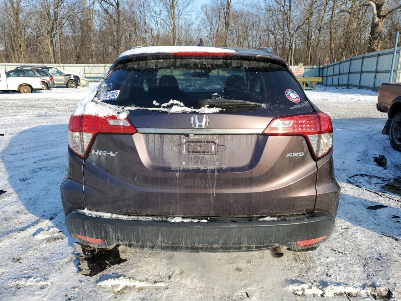 2021 Honda HR-V VIN 3CZRU6H56MM748523 Copart auction photo, front end damage thumbnail 6