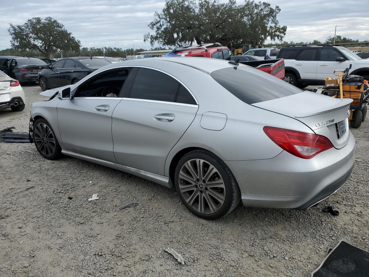 2018 Mercedes-Benz CLA-klasse VIN WDDSJ4EB7JN614688 Copart auction photo, front end / side damage thumbnail 2