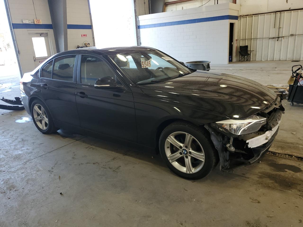 2014 BMW 3er VIN WBA3C1C53EK105545 Copart auction photo, front end damage thumbnail 4