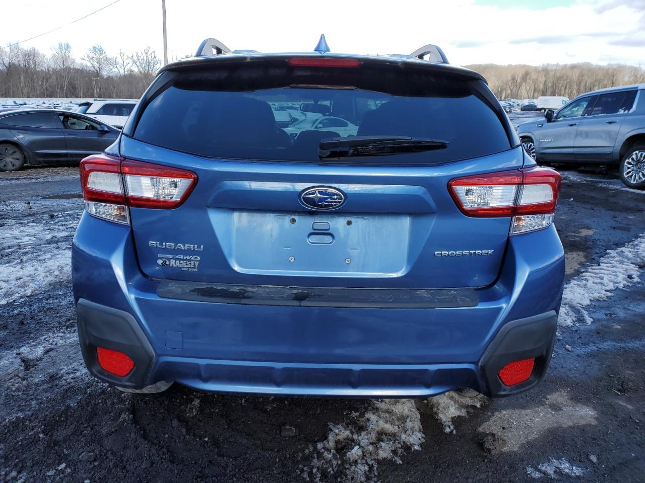 2018 Subaru XV VIN JF2GTABC4JH304567 Copart auction photo, front end / minor dent/scratches damage thumbnail 6