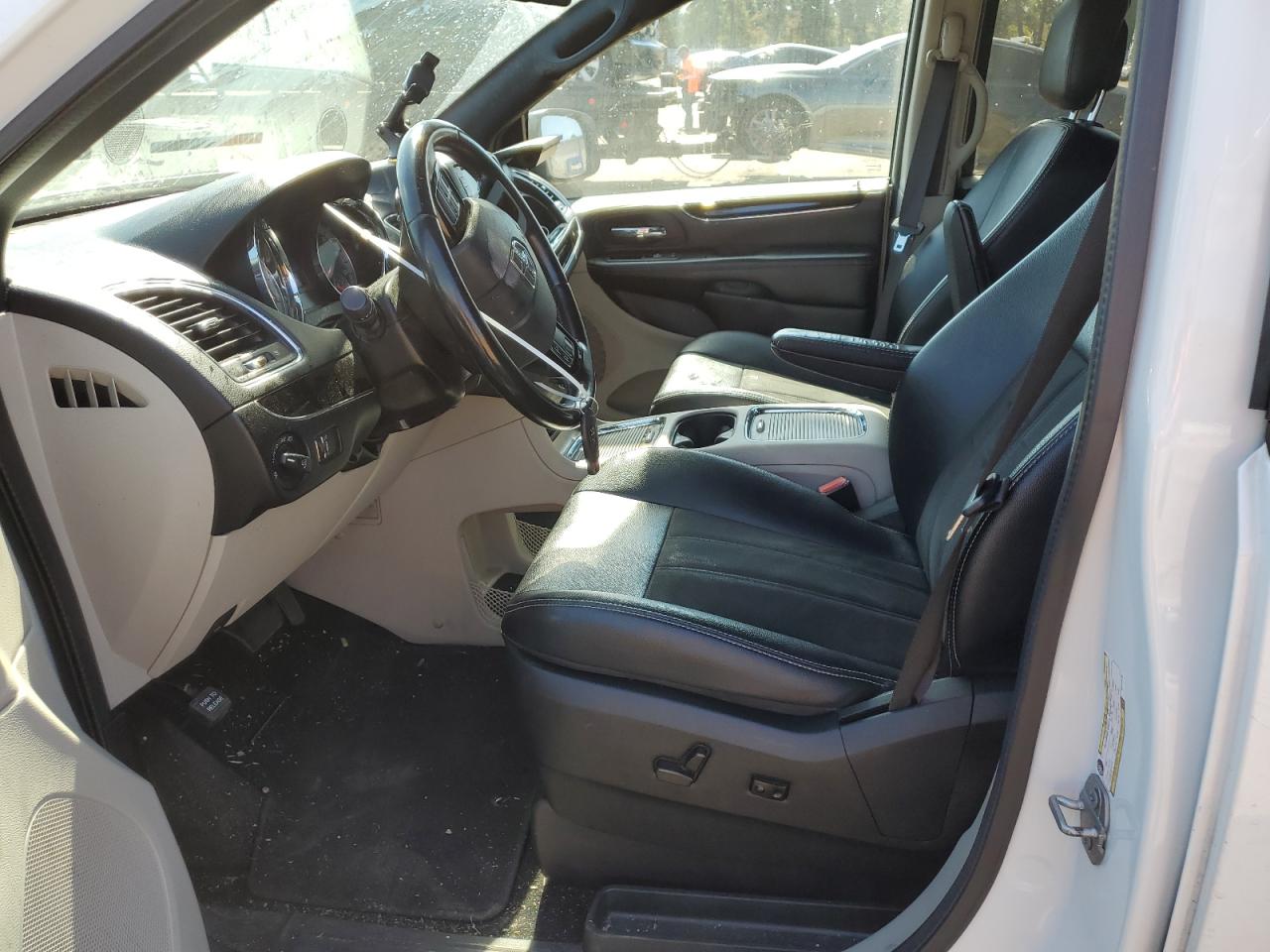 2019 Dodge Caravan VIN 2C4RDGCG4KR800418 Copart auction photo, undercarriage / front end damage thumbnail 7