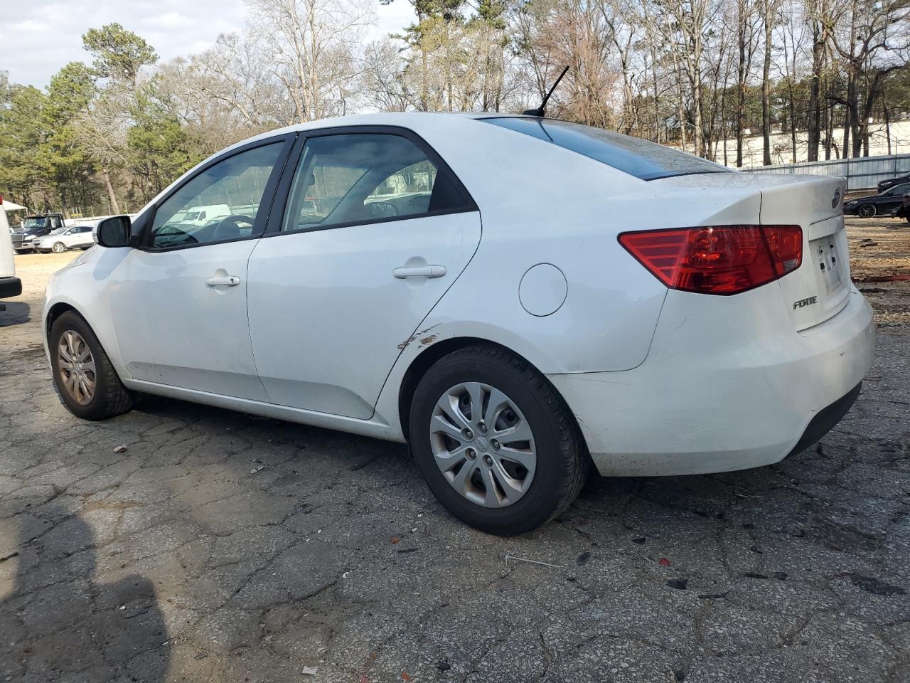 2013 KIA Forte VIN KNAFU4A27D5697114 Copart auction photo, minor dent/scratches damage thumbnail 2