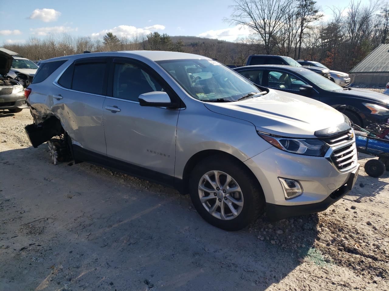 2018 Chevrolet Equinox VIN 2GNAXSEV7J6335742 Copart auction photo, rear end / side damage thumbnail 4