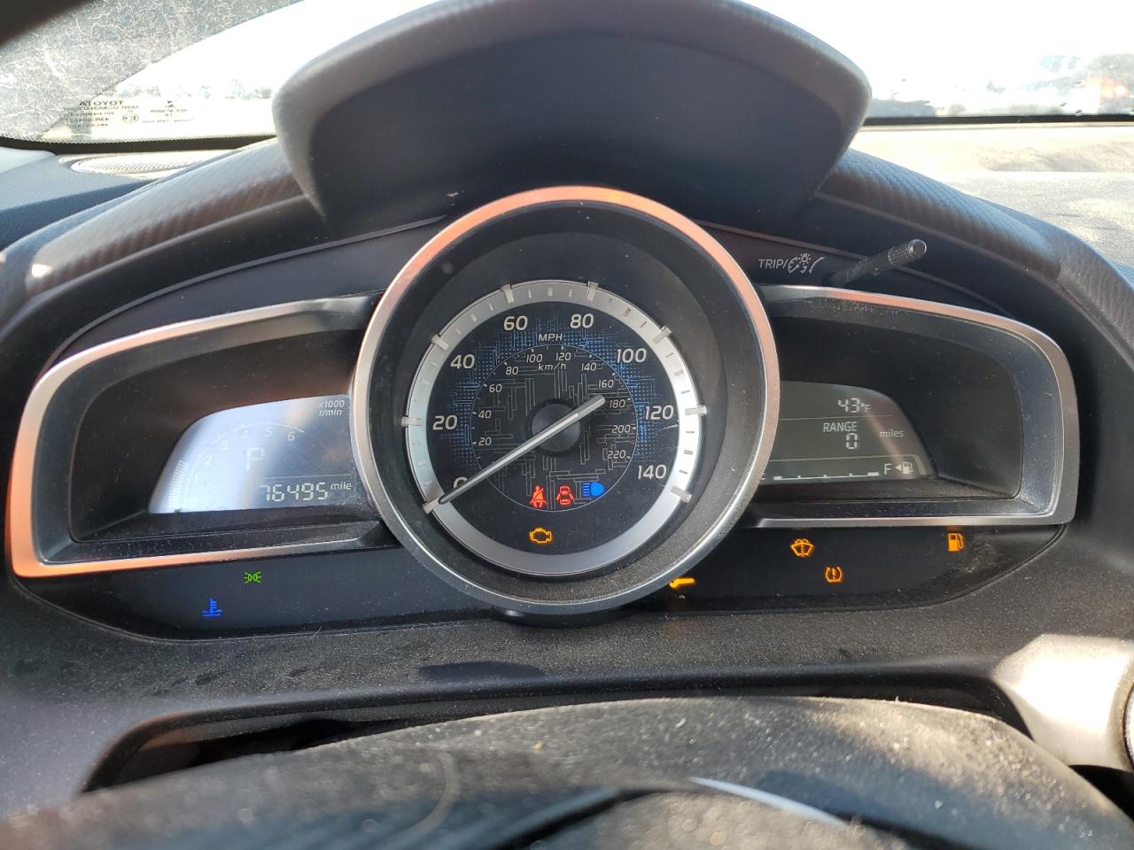2018 Toyota Yaris VIN 3MYDLBYV6JY323580 Copart auction photo, front end / all over damage thumbnail 9