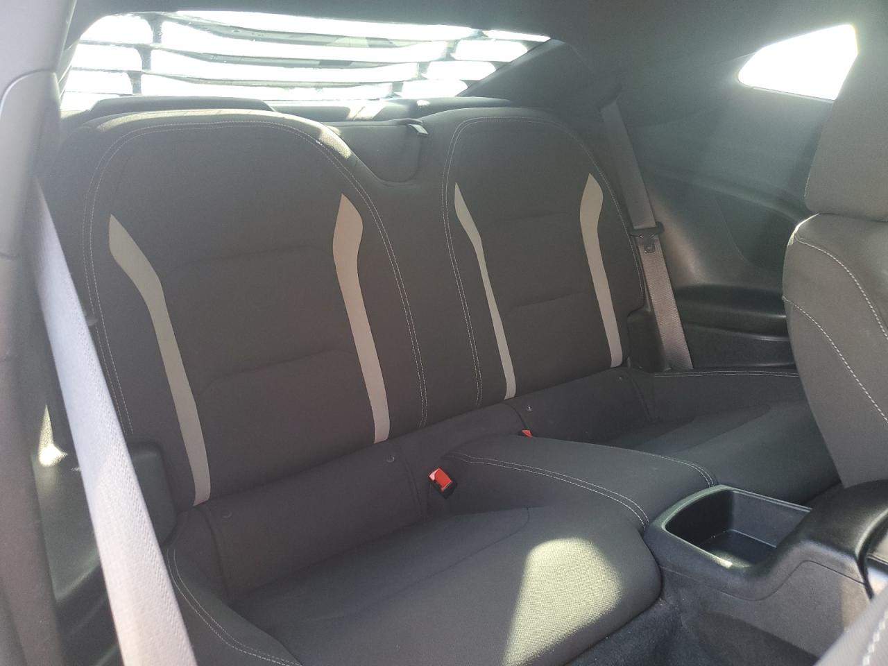 2018 Chevrolet Camaro VIN 1G1FB1RX7J0137439 Copart auction photo, water/flood / minor dent/scratches damage thumbnail 10