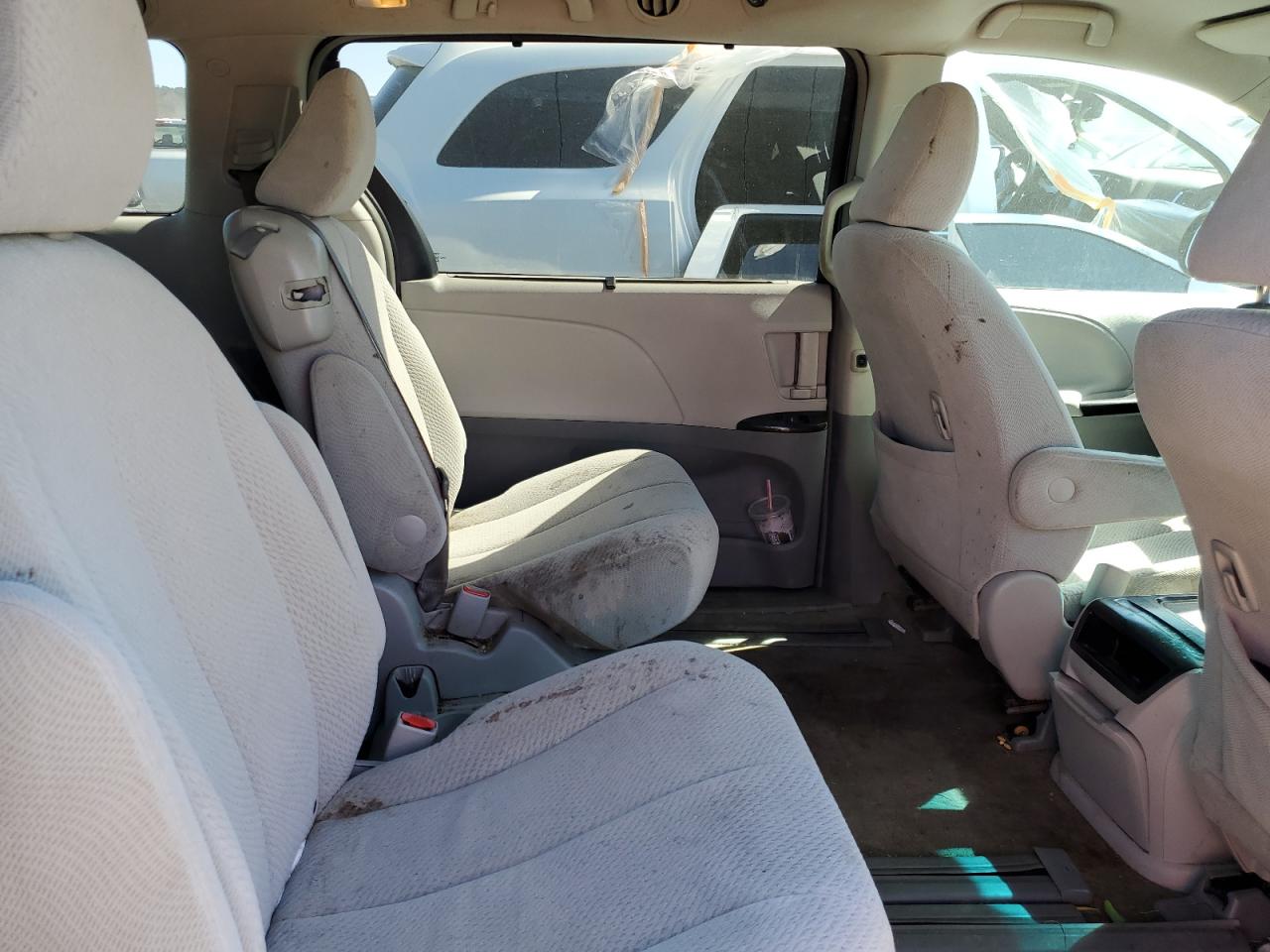 2012 Toyota Sienna VIN 5TDKK3DC5CS200981 Copart auction photo, front end damage thumbnail 11