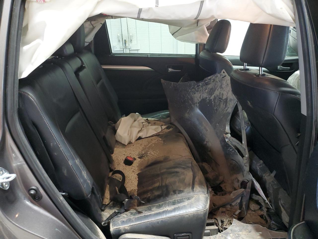2016 Toyota Highlander VIN 5TDJKRFH8GS312073 Copart auction photo, front end damage thumbnail 12