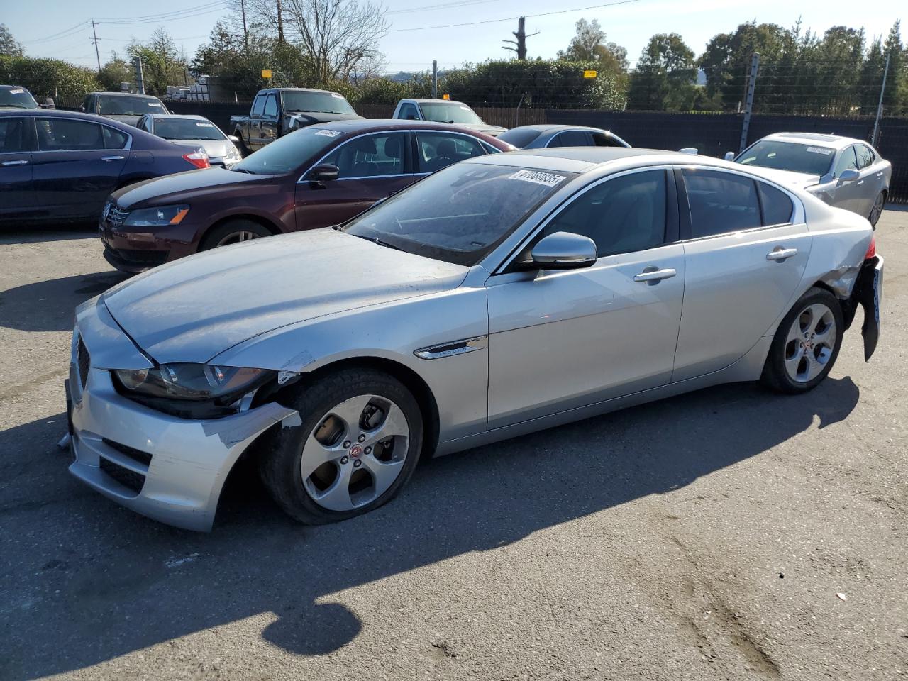2017 Jaguar XE VIN SAJAR4BG1HA965596 - Copart auction photo