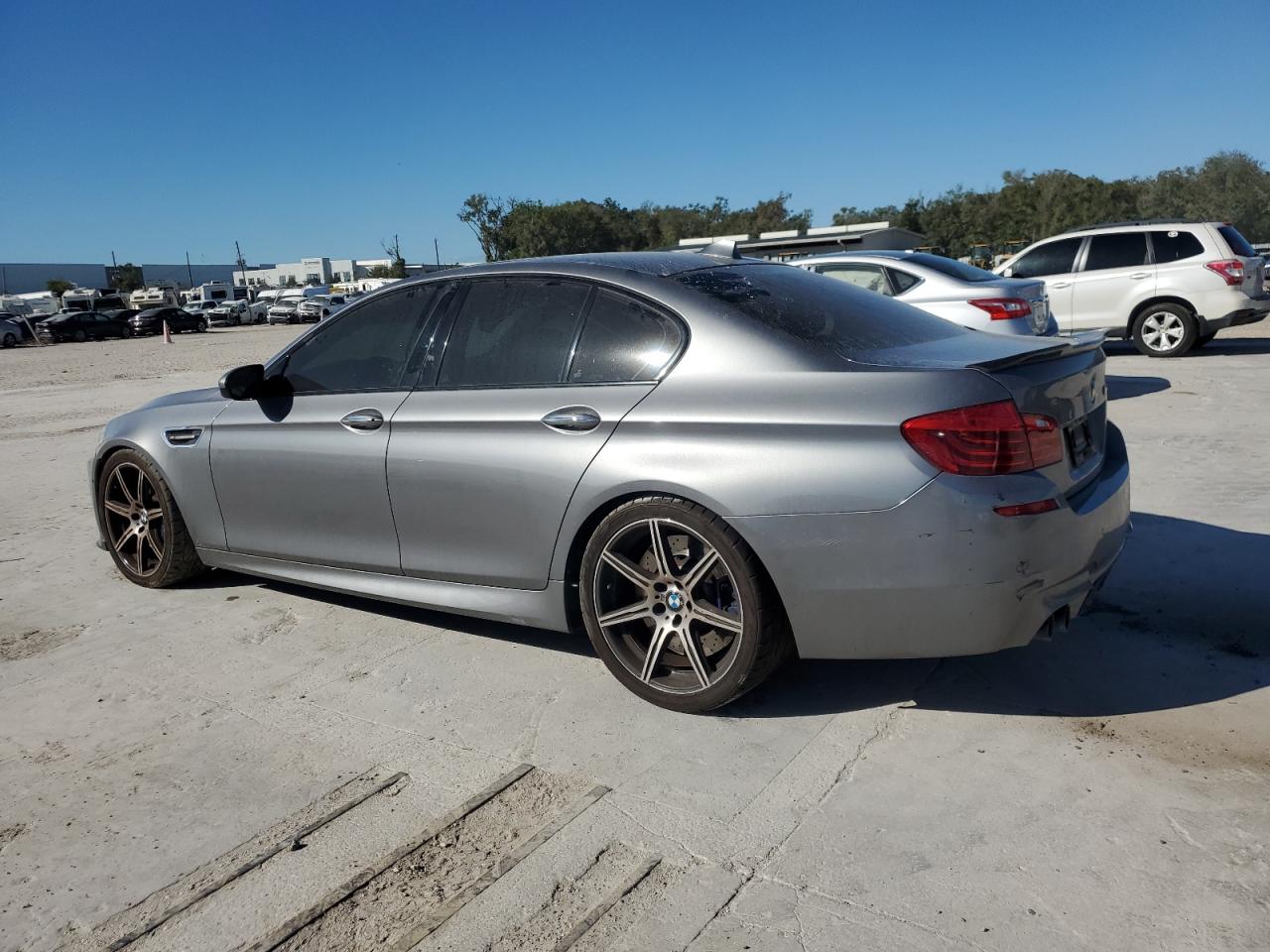 2014 BMW M5 VIN WBSFV9C52ED097797 Copart auction photo, front end damage thumbnail 2