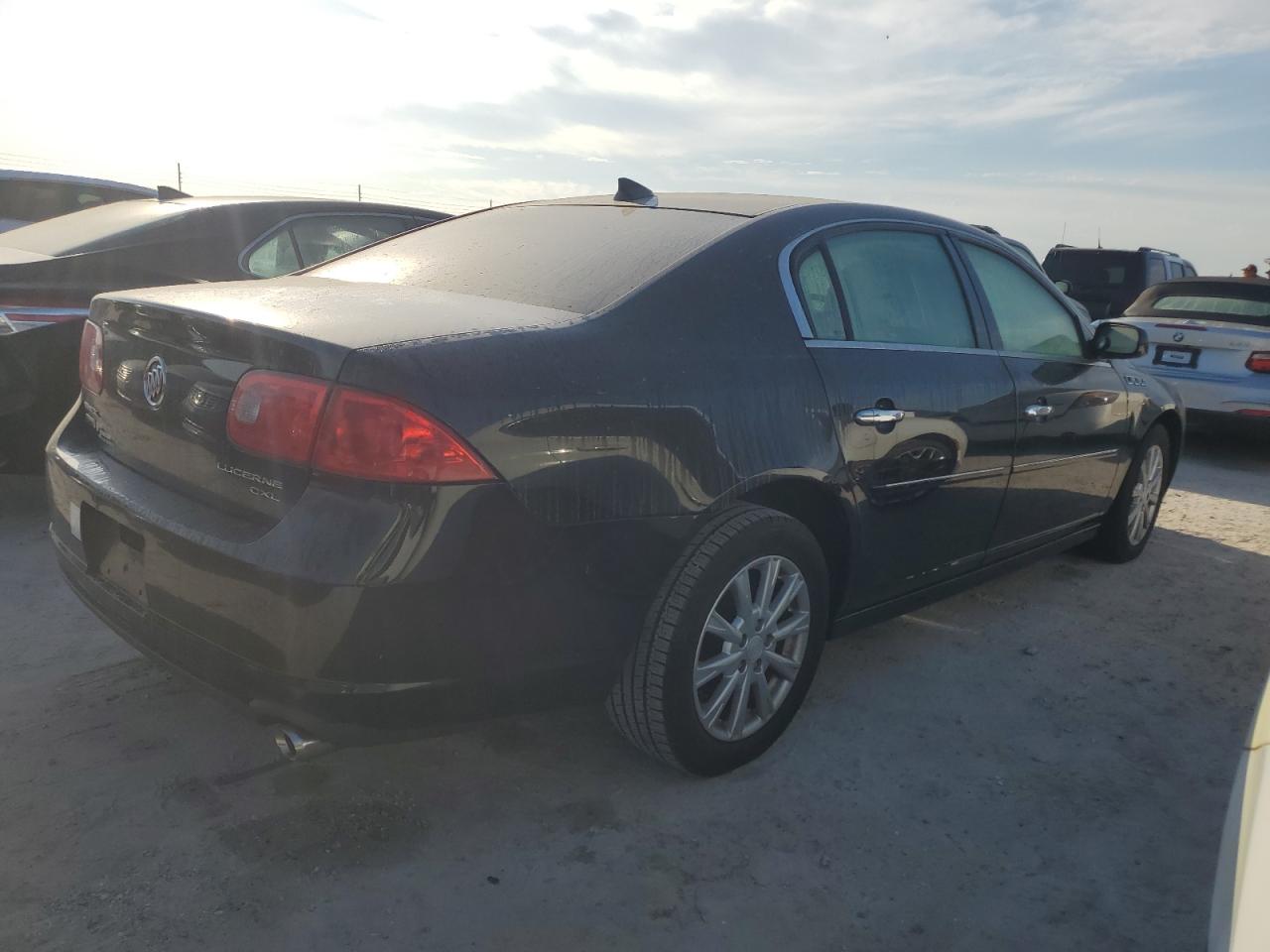 2011 Buick Lucerne VIN 1G4HC5EM1BU149933 Copart auction photo, water/flood damage thumbnail 3