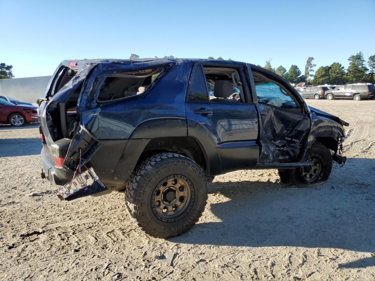 2003 Toyota 4Runner VIN JTEBT14R830003596 Copart auction photo, all over / minor dent/scratches damage thumbnail 3