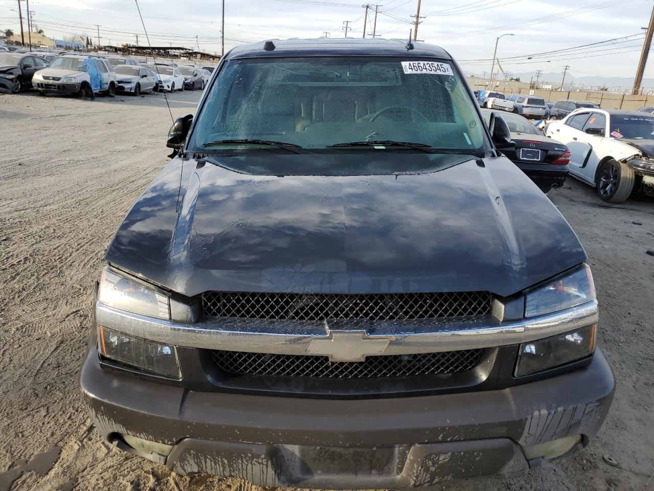2005 Chevrolet Avalanche VIN 3GNEC12Z65G177984 Copart auction photo, front end damage thumbnail 5