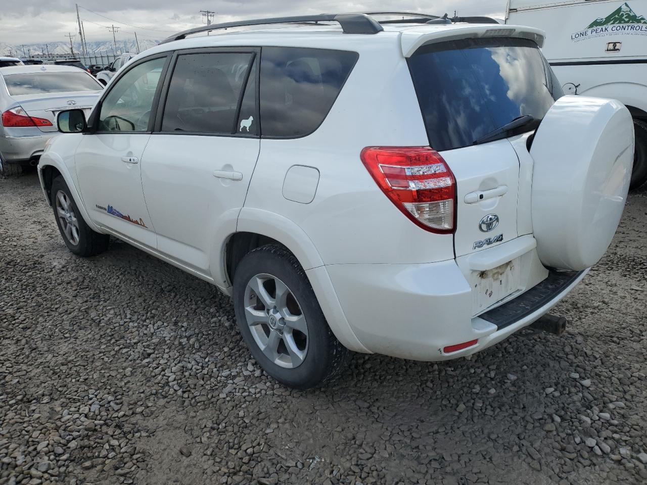 2011 Toyota RAV 4 VIN 2T3DK4DV0BW038951 Copart auction photo, front end damage thumbnail 2