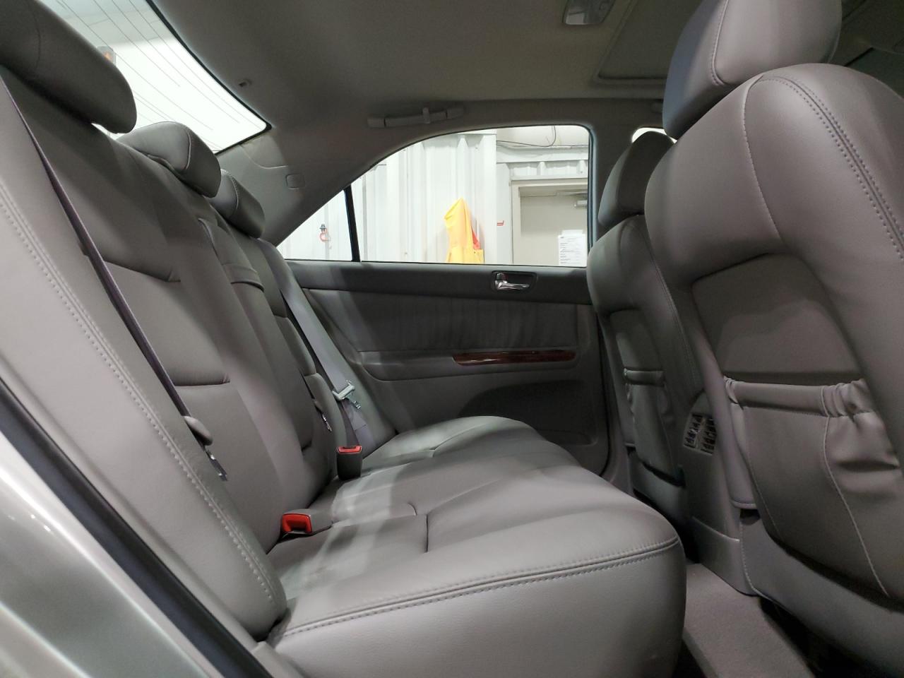 2005 Toyota Camry VIN 4T1BF30K55U614225 Copart auction photo, front end damage thumbnail 10