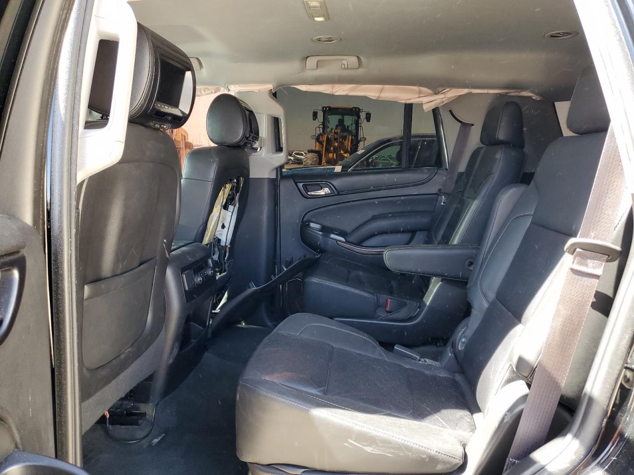2015 Chevrolet Tahoe VIN 1GNSKBKC8FR172343 Copart auction photo, side / minor dent/scratches damage thumbnail 11