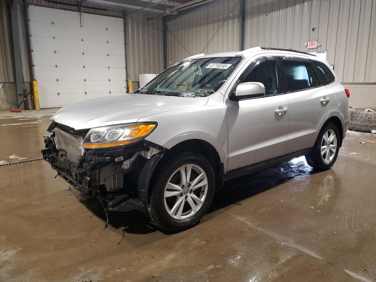 2011 Hyundai Santa Fe VIN 5XYZHDAG9BG051139