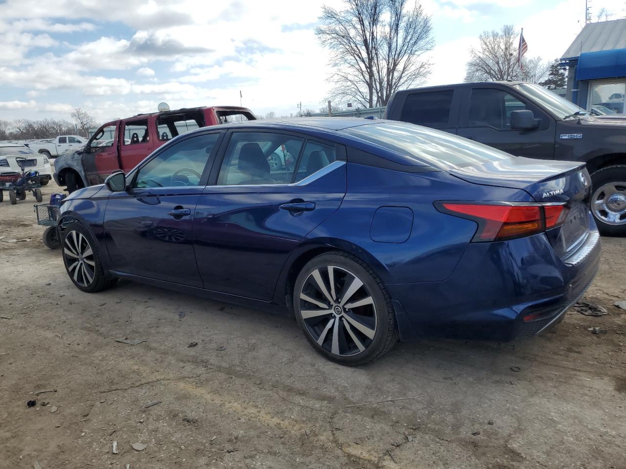 2019 Nissan Altima VIN 1N4BL4CVXKC225905 Copart auction photo, front end damage thumbnail 2