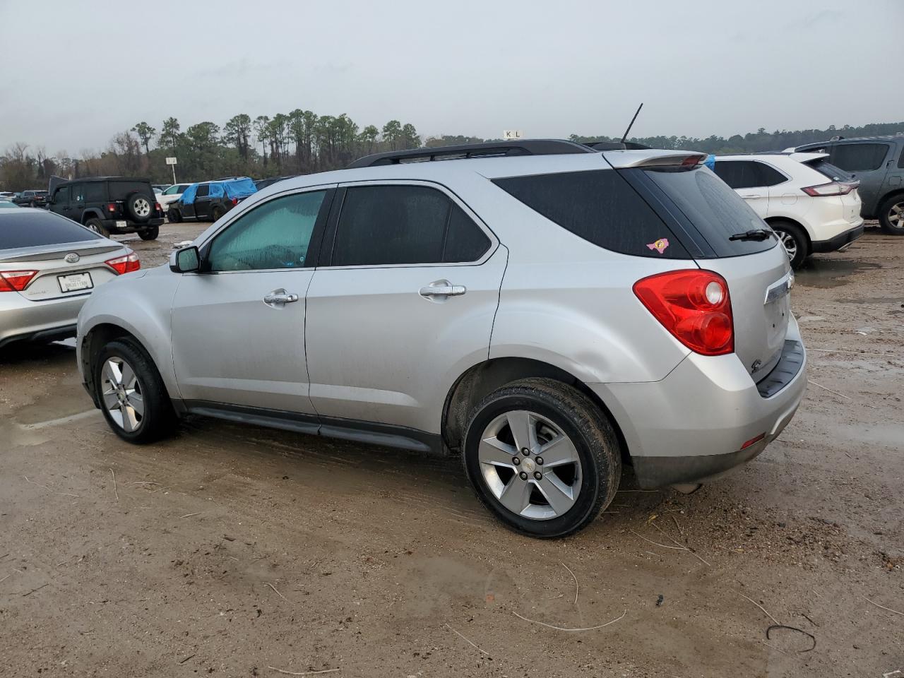 2015 Chevrolet Equinox VIN 1GNALCEK0FZ135885 Copart auction photo, front end / minor dent/scratches damage thumbnail 2