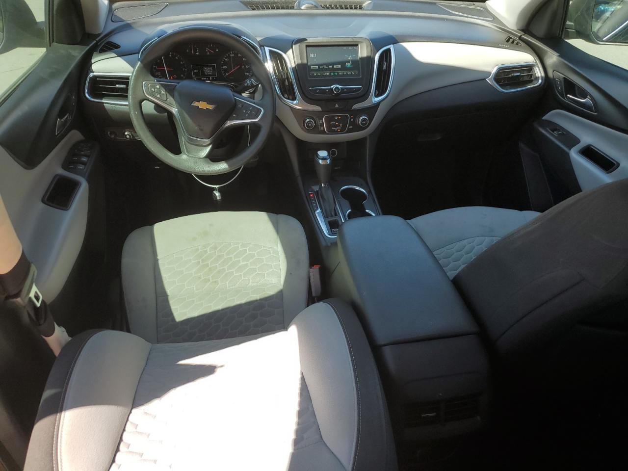 2018 Chevrolet Equinox VIN 2GNAXHEV4J6271131 Copart auction photo, front end / side damage thumbnail 8