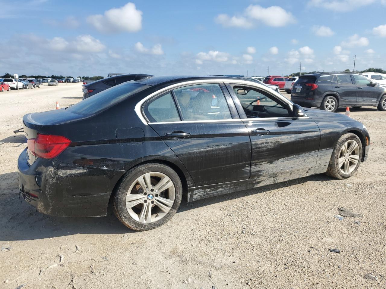 2017 BMW 3er VIN WBA8D9G32HNU62714 Copart auction photo, water/flood / all over damage thumbnail 3