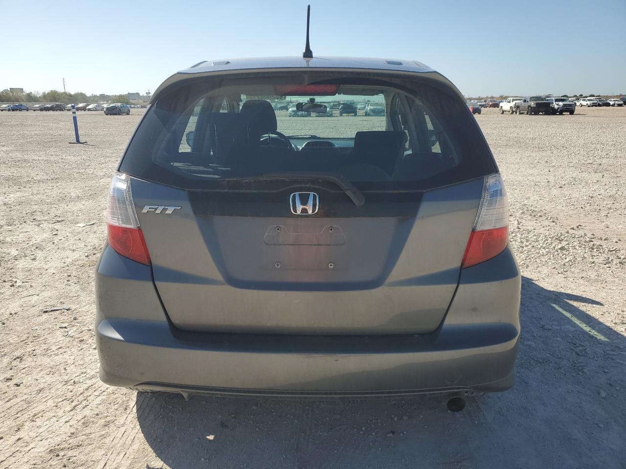 2013 Honda Fit VIN JHMGE8G54DC026684 Copart auction photo, side / front end damage thumbnail 6