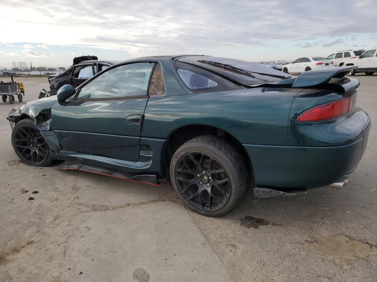 1995 Mitsubishi 3000 GT VIN JA3AM54J7SY004218 Copart auction photo, undercarriage / front end damage thumbnail 2