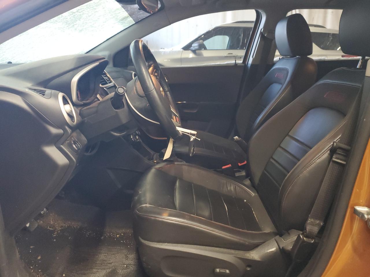 2019 Chevrolet Sonic VIN 1G1JE6SB8K4132726 Copart auction photo, front end / side damage thumbnail 7