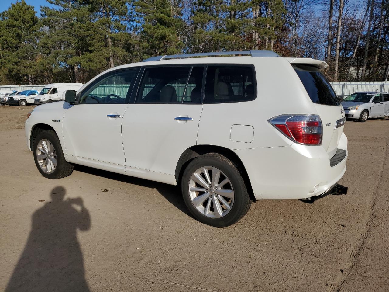 2009 Toyota Highlander VIN JTEEW44A892037678 Copart auction photo, undercarriage / side damage thumbnail 2