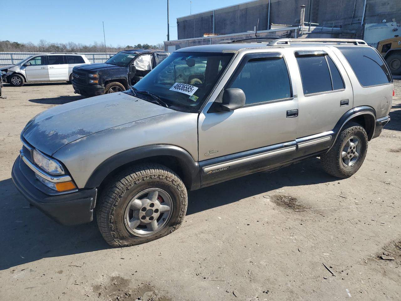 1998 Chevrolet Blazer VIN 1GNDT13W2W2115668