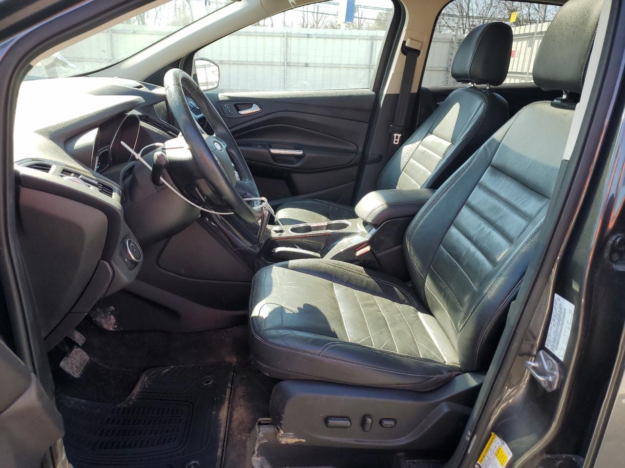 2015 Ford Escape VIN 1FMCU0J98FUC34043 Copart auction photo, normal wear / minor dent/scratches damage thumbnail 7
