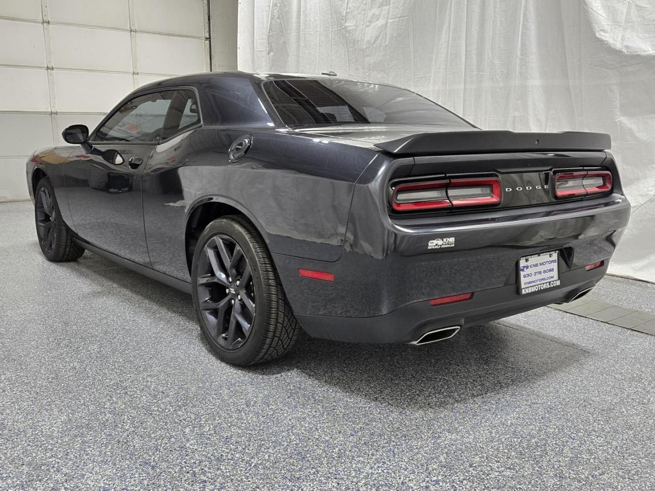 2019 Dodge Challenger VIN 2C3CDZAGXKH621038 Copart auction photo, minor dent/scratches / normal wear damage thumbnail 3