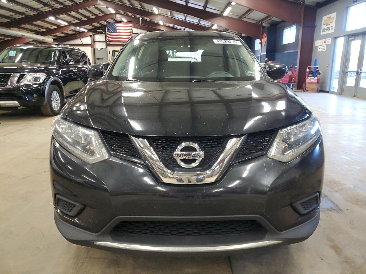 2016 Nissan Rogue VIN JN8AT2MT6GW010443 Copart auction photo, minor dent/scratches damage thumbnail 5