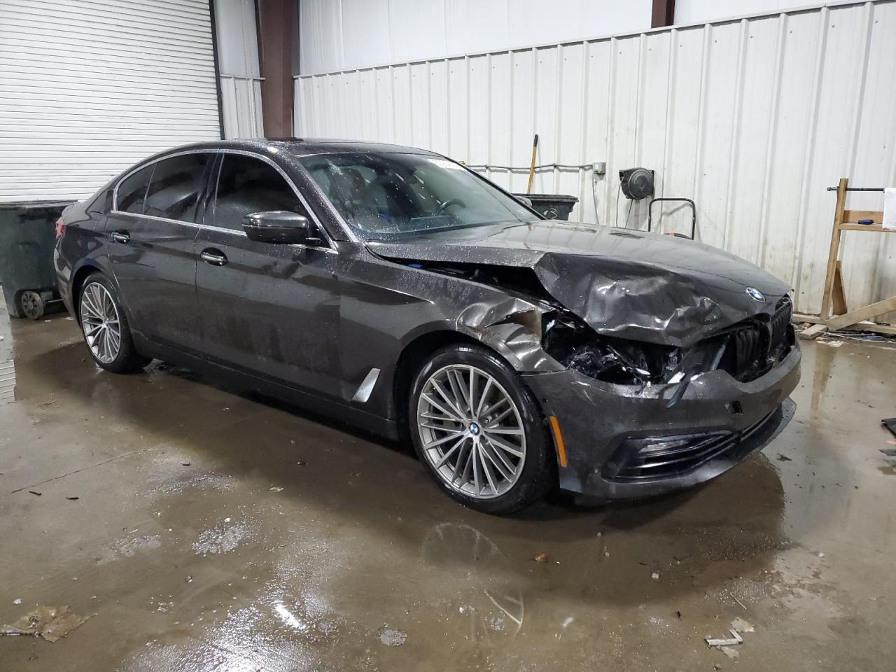 2017 BMW 5er VIN WBAJA7C38HG906848 Copart auction photo, front end damage thumbnail 4