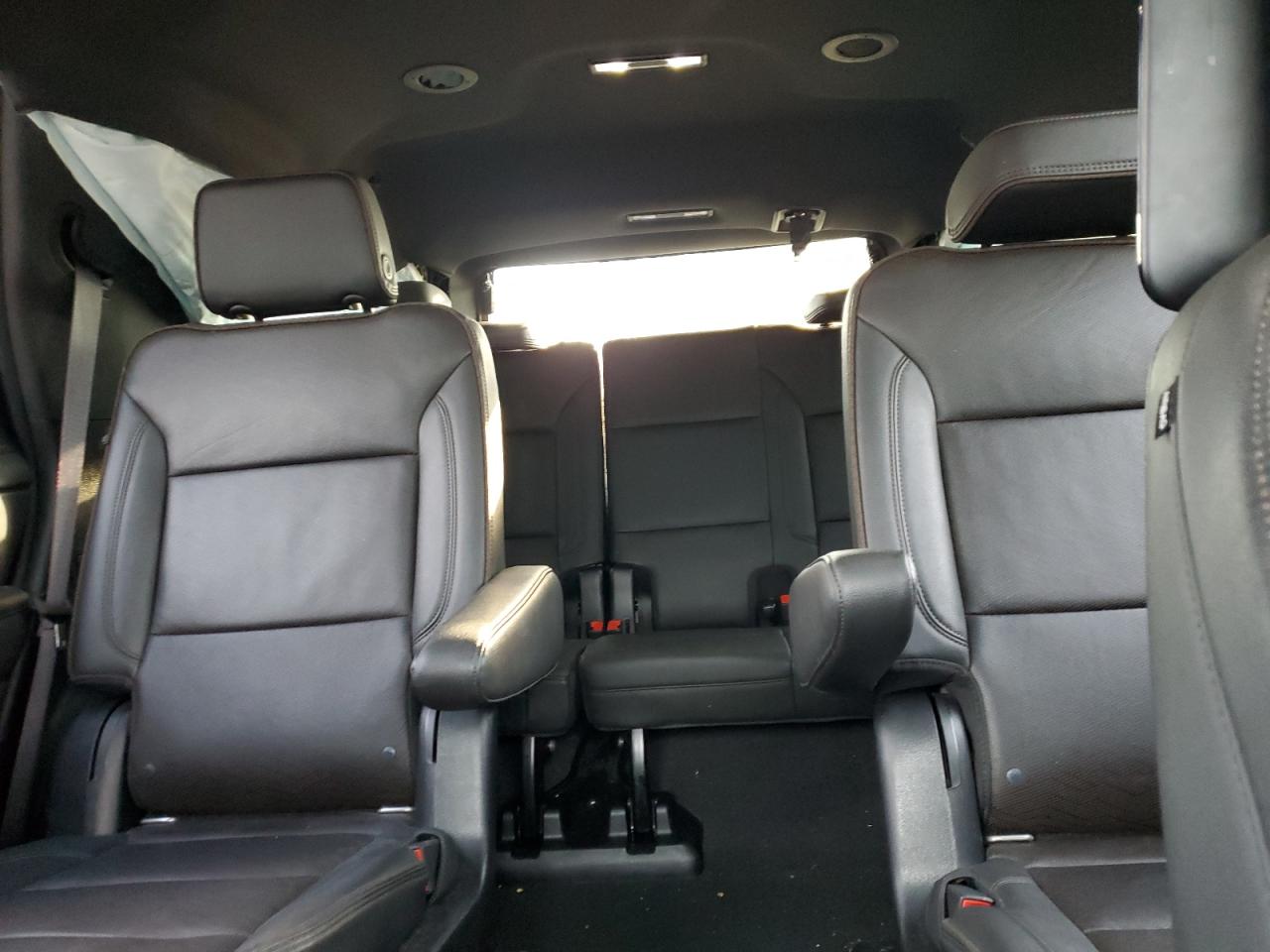 2021 Chevrolet Tahoe VIN 1GNSKTKL6MR336370 Copart auction photo, front end / rear end damage thumbnail 10