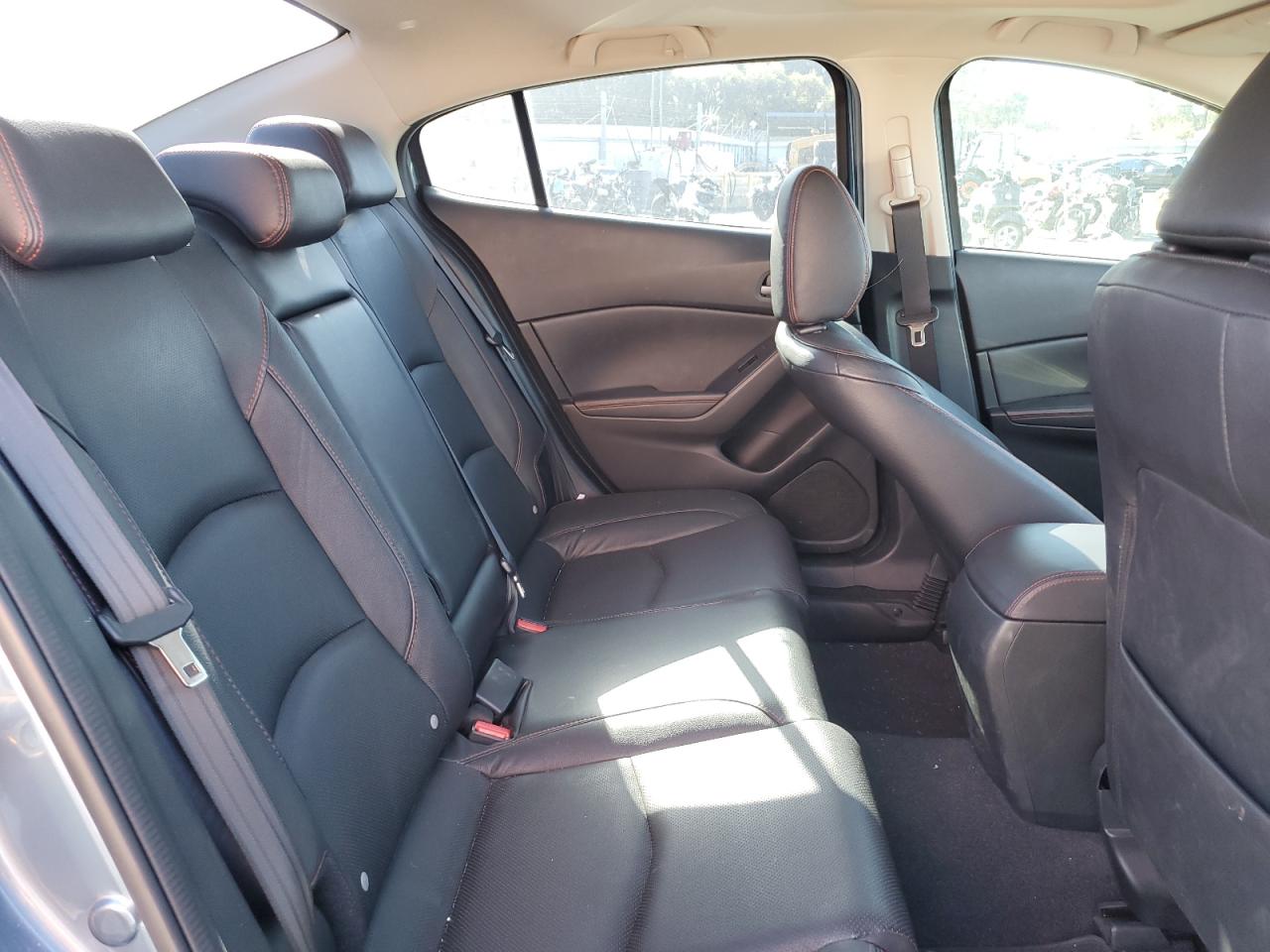 2015 Mazda 3 VIN JM1BM1W37F1219352 Copart auction photo, rear end / minor dent/scratches damage thumbnail 10