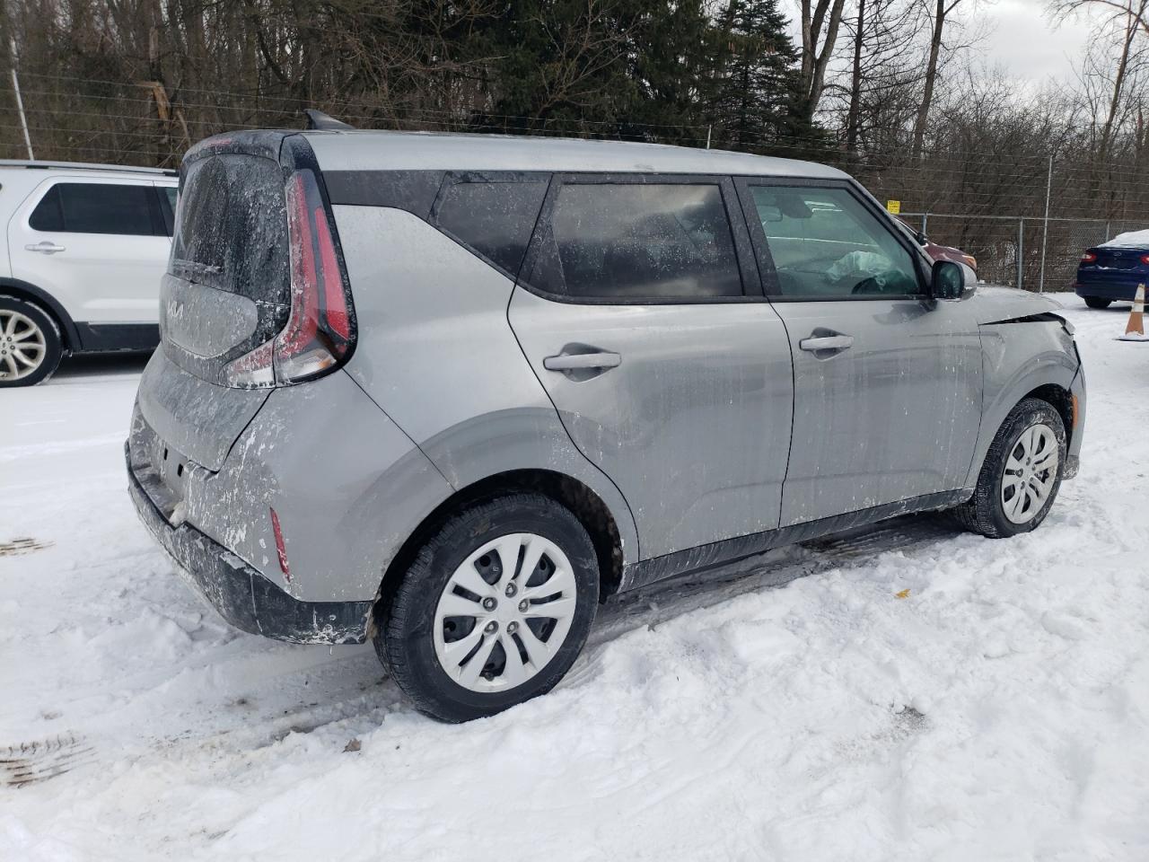 2024 KIA Soul VIN KNDJ23AU7R7907978 Copart auction photo, front end damage thumbnail 3