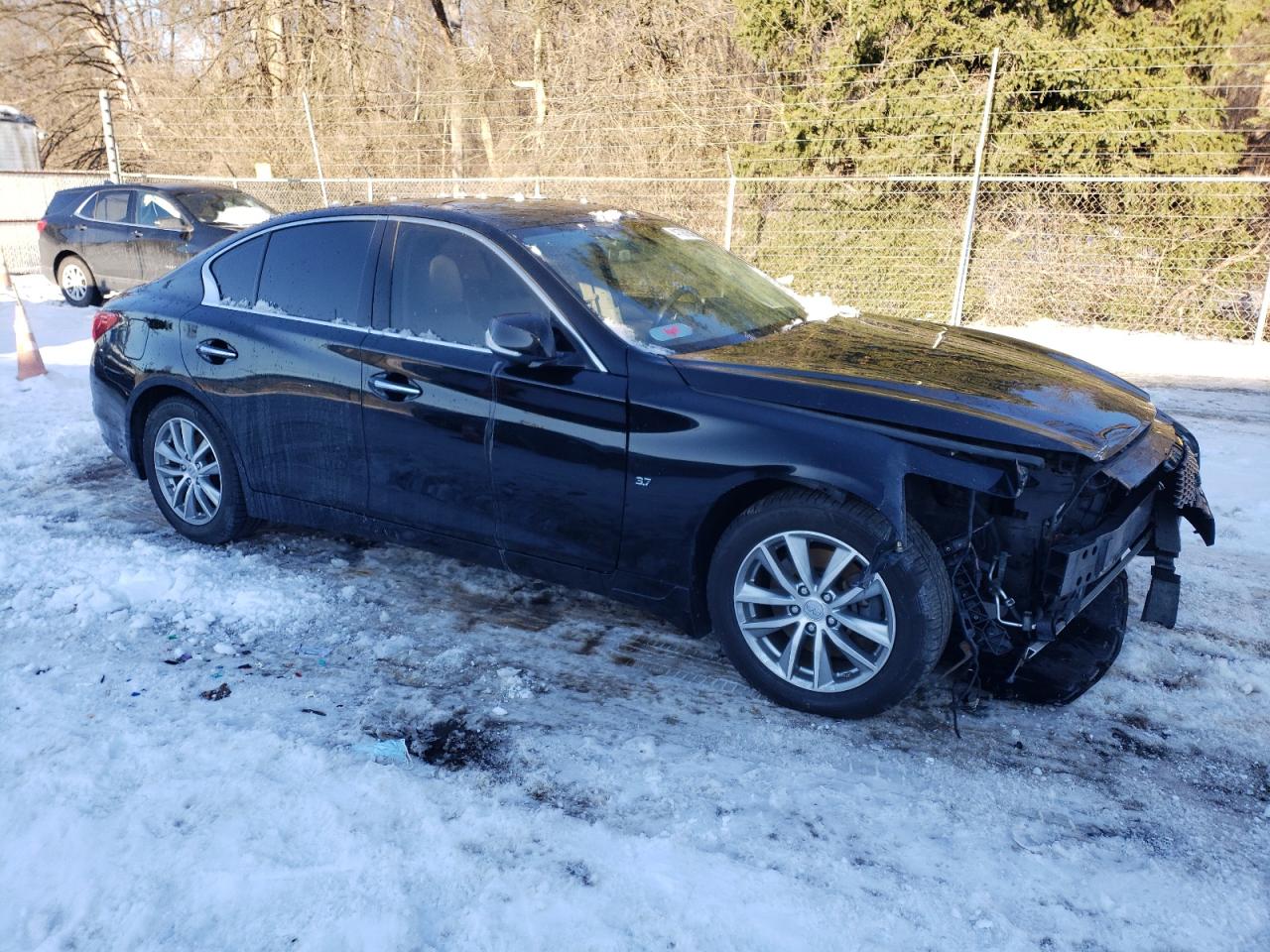 2015 Infiniti Q50 VIN JN1BV7AR2FM399496 Copart auction photo, front end damage thumbnail 4