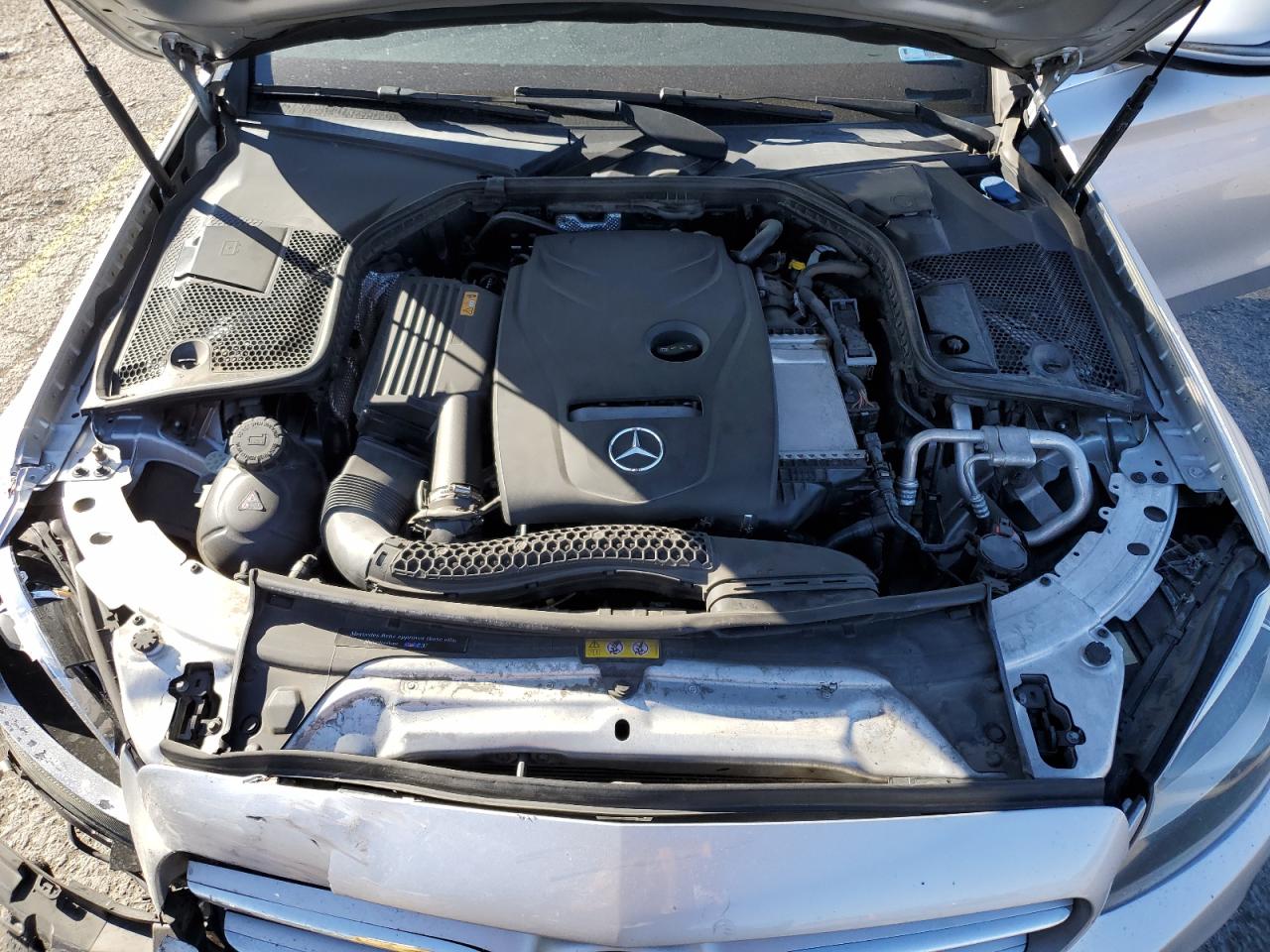 2017 Mercedes-Benz C-klasse VIN 55SWF4KB4HU215648 Copart auction photo, front end damage thumbnail 11