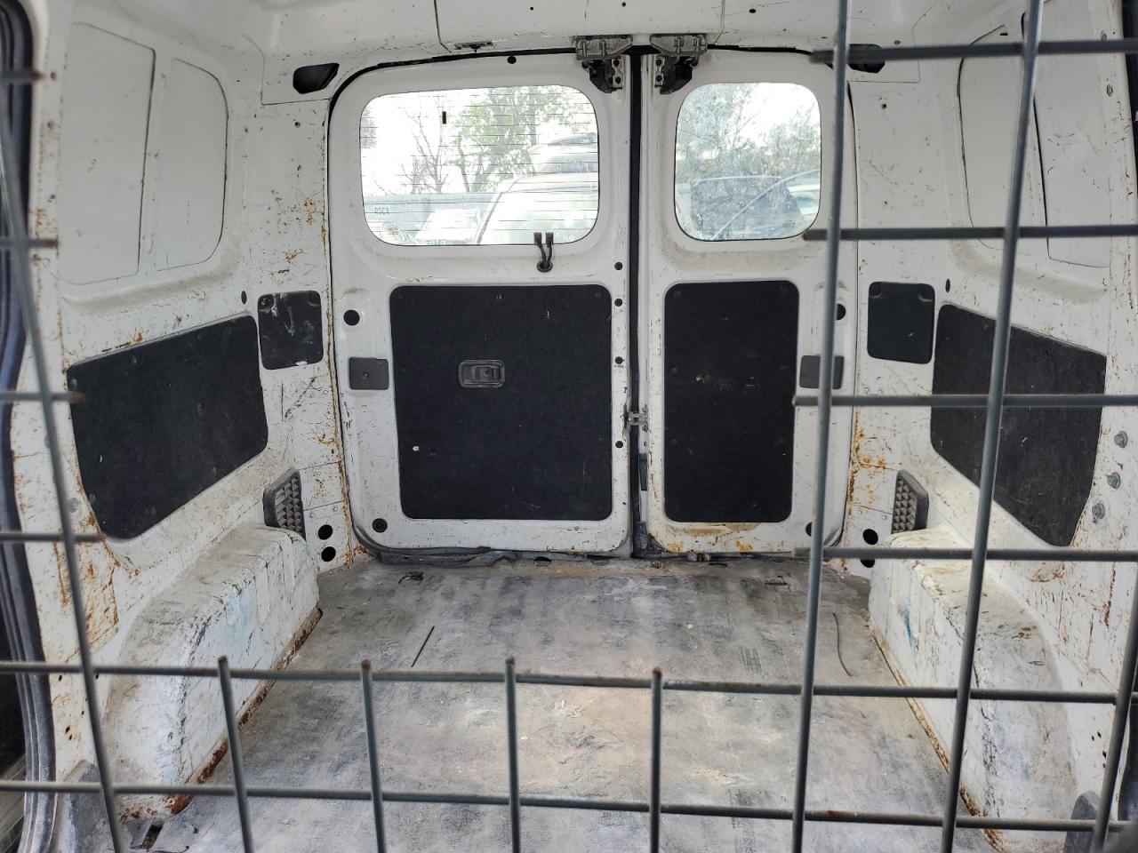 2015 Nissan NV VIN 3N6CM0KN1FK730721 Copart auction photo, front end damage thumbnail 10