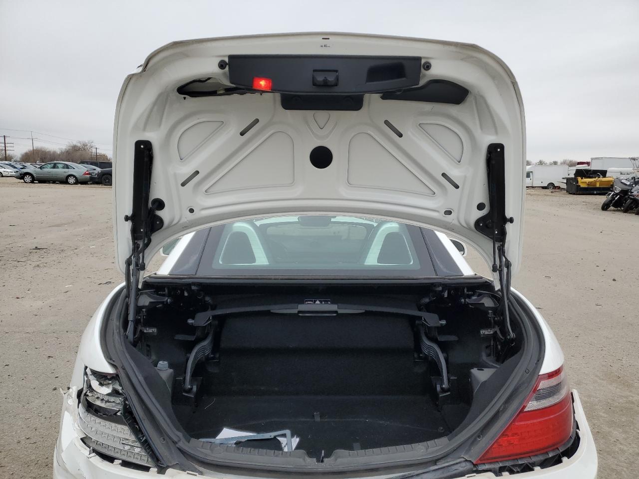 2014 Mercedes-Benz SLK-klasse VIN WDDPK4HA1EF093957 Copart auction photo, rear end damage thumbnail 10