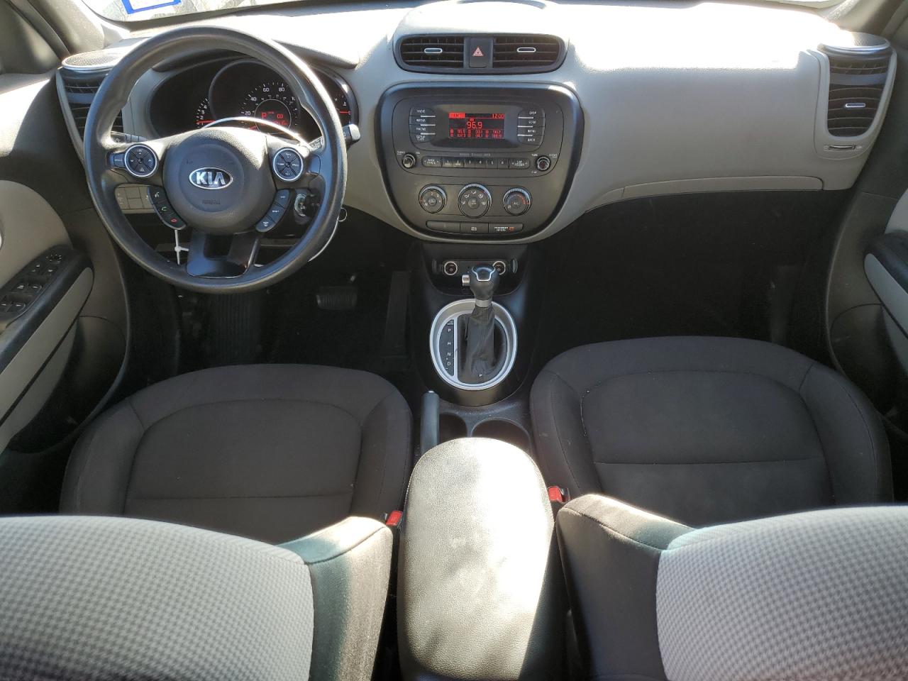 2015 KIA Soul VIN KNDJN2A26F7226075 Copart auction photo, front end / minor dent/scratches damage thumbnail 8