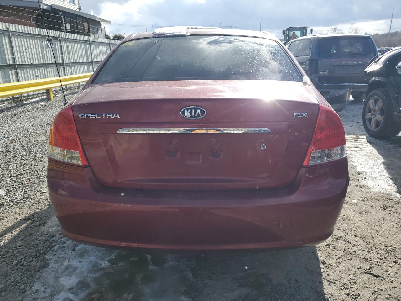 2009 KIA Spectra VIN KNAFE222495661159 Copart auction photo, front end damage thumbnail 6