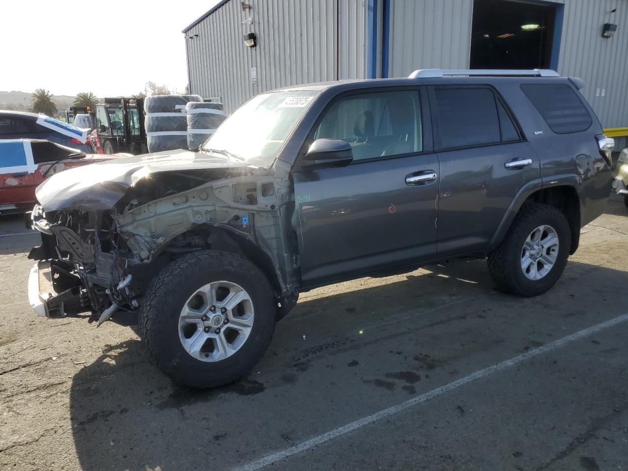 2014 Toyota 4Runner VIN JTEBU5JR5E5163322