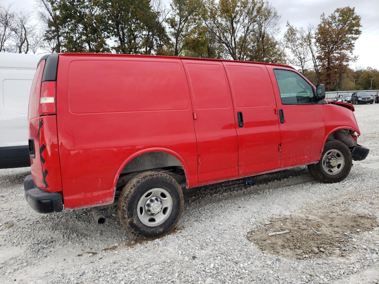 2016 Chevrolet Express VIN 1GCWGAFFXG1210018 Copart auction photo, front end / rear end damage thumbnail 3